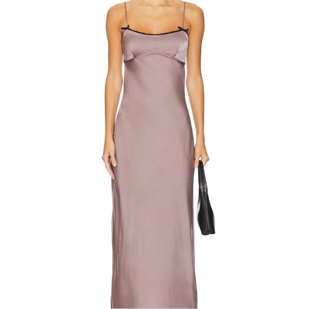 NIA Lee Dress in Taupe